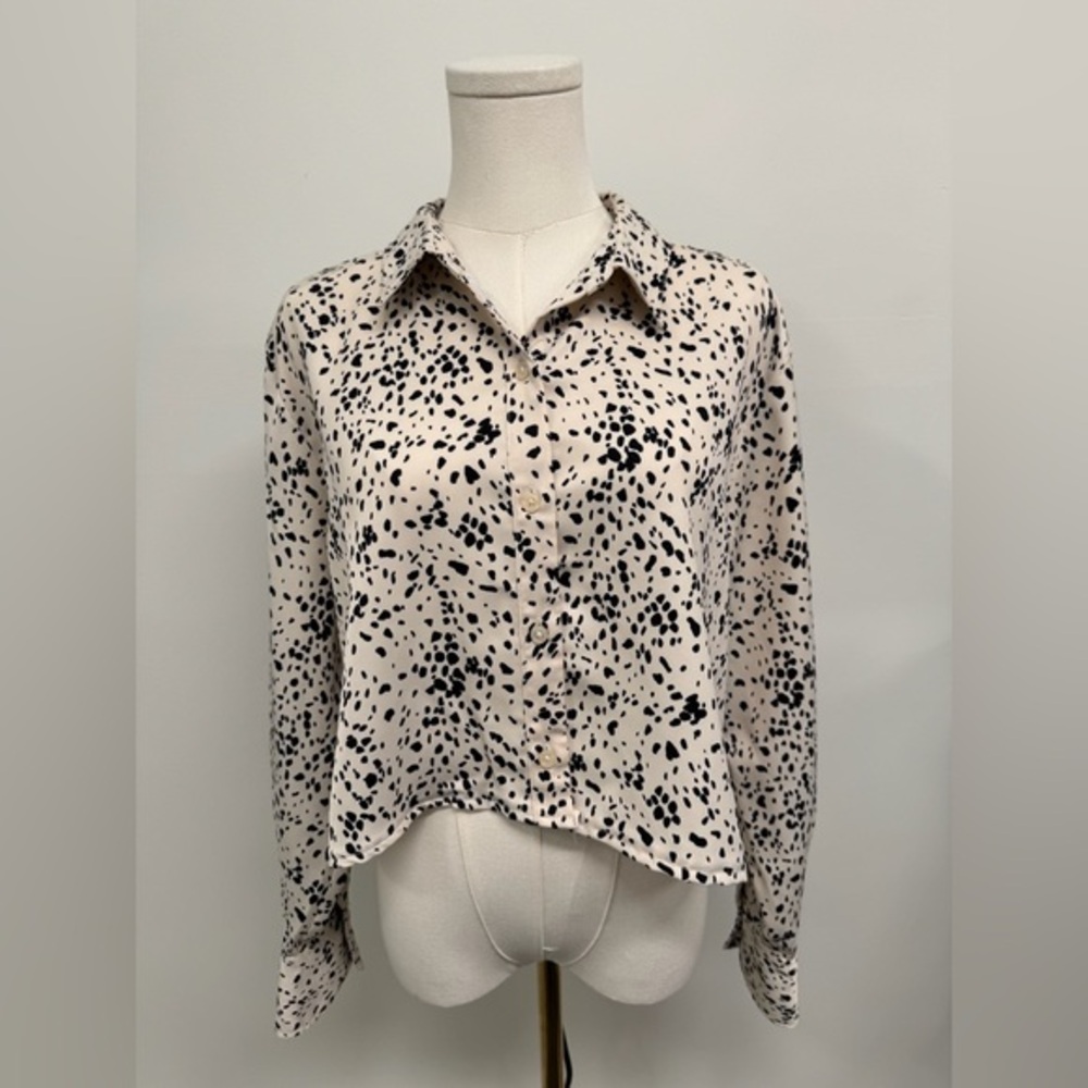 Women's a new day Cream and Black Printed crop Top button up S